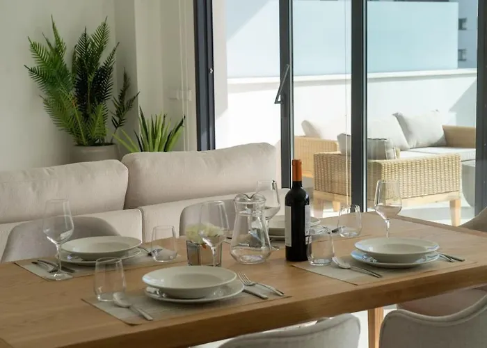 Flat Deluxe&pool Sea View Higueron West フエンヒロラ